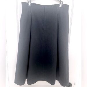 NEW navy blue MOTF winter skirt, size medium